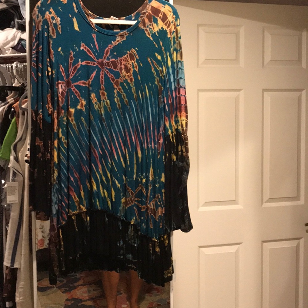 Tie dye tunic top